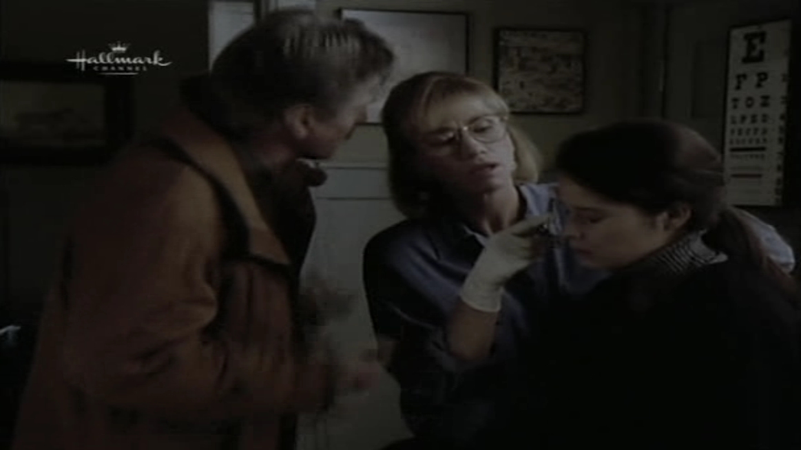 Charmed-Online_dot_nl-PicketFences4x10-2923.jpg