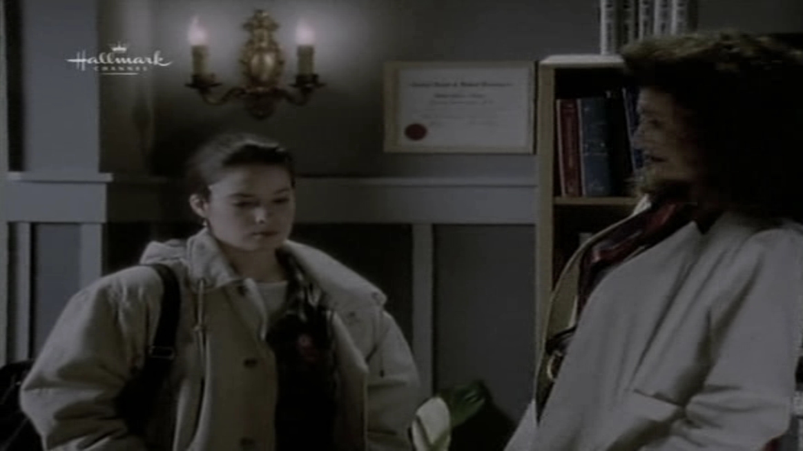 Charmed-Online_dot_nl-PicketFences4x10-3510.jpg Charmed-Online_dot_nl-PicketFences4x10-3510.jpg