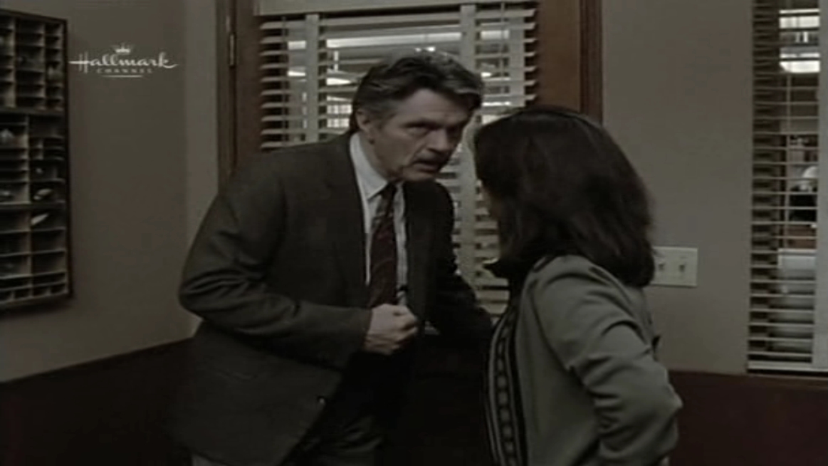 Charmed-Online_dot_nl-PicketFences4x22-0736.jpg