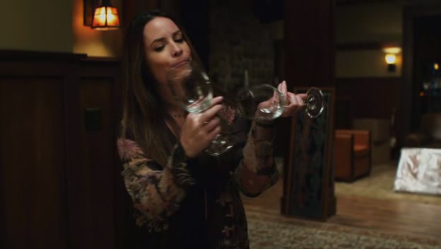 Charmed-Online-dot-net_PrettyLittleLiars1x01Pilot1416.jpg