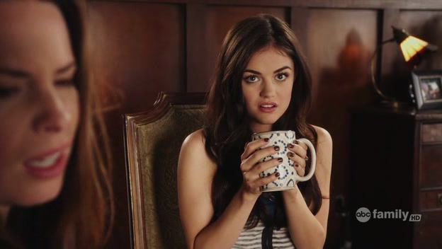 Charmed-Online-dot-net_PrettyLittleLiars1x02TheJennaThing0323.jpg