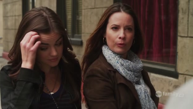 Charmed-Online-dot-net_PrettyLittleLiars1x02TheJennaThing1682.jpg