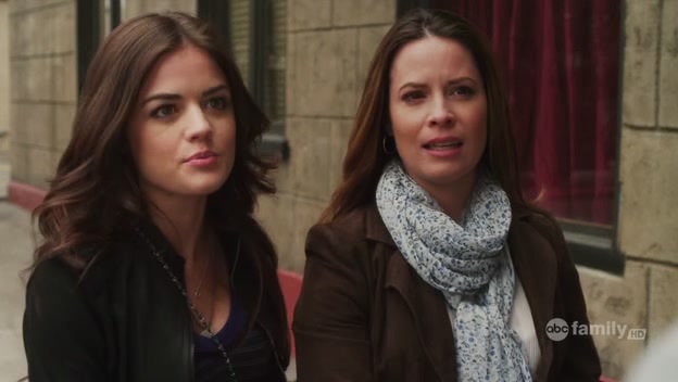 Charmed-Online-dot-net_PrettyLittleLiars1x02TheJennaThing1696.jpg