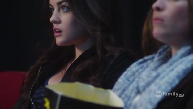 Charmed-Online-dot-net_PrettyLittleLiars1x02TheJennaThing1708.jpg
