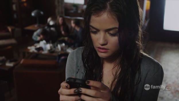 Charmed-Online-dot-net_PrettyLittleLiars1x02TheJennaThing2313.jpg