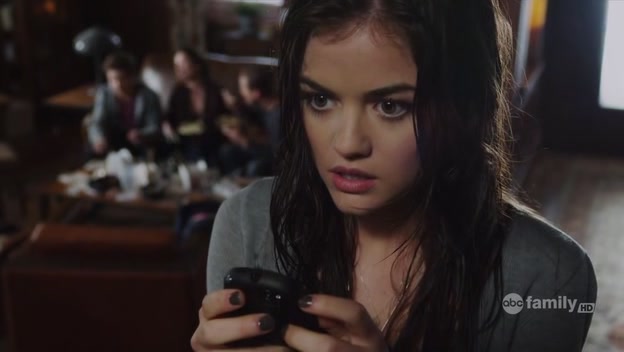 Charmed-Online-dot-net_PrettyLittleLiars1x02TheJennaThing2322.jpg