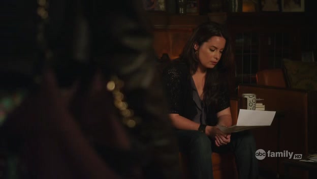 Charmed-Online-dot-net_PrettyLittleLiars1x04CanYouHearMeNow2326.jpg