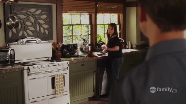 Charmed-Online-dot-net_PrettyLittleLiars1x05RealityBitesMe0248.jpg