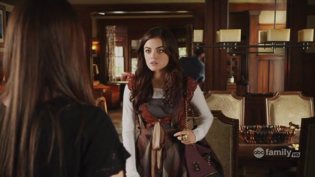 Charmed-Online-dot-net_PrettyLittleLiars1x05RealityBitesMe0304.jpg