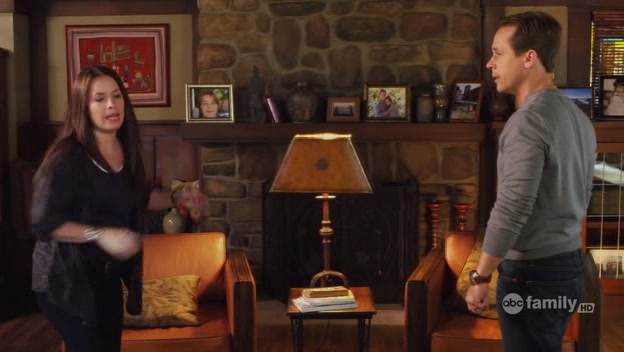 Charmed-Online-dot-net_PrettyLittleLiars1x05RealityBitesMe1861.jpg