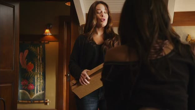 Charmed-Online-dot-net_PrettyLittleLiars1x07TheHomecomingHangover0495.jpg