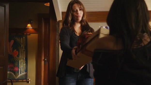 Charmed-Online-dot-net_PrettyLittleLiars1x07TheHomecomingHangover0497.jpg