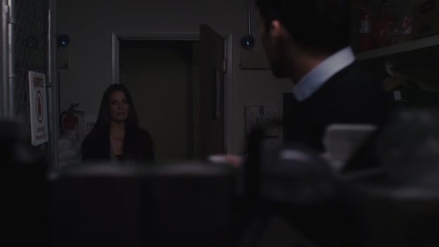 Charmed-Online-dot-net_PrettyLittleLiars1x09ThePerfectStorm1617.jpg