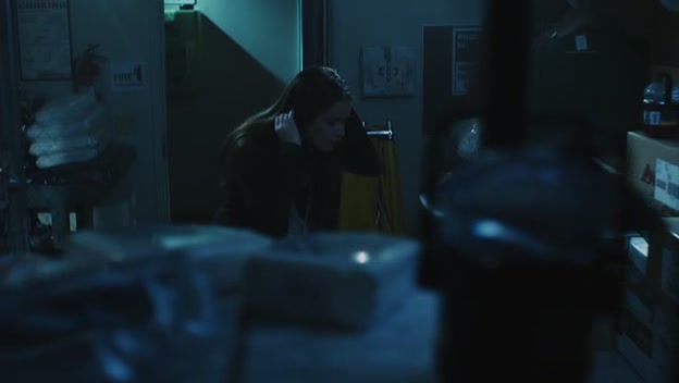 Charmed-Online-dot-net_PrettyLittleLiars1x09ThePerfectStorm1644.jpg