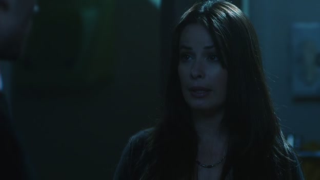 Charmed-Online-dot-net_PrettyLittleLiars1x09ThePerfectStorm1704.jpg