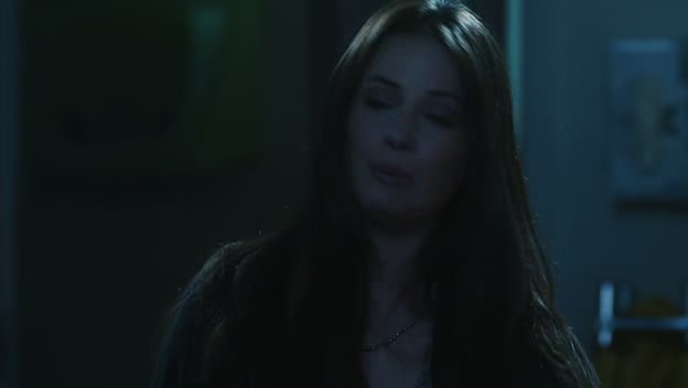 Charmed-Online-dot-net_PrettyLittleLiars1x09ThePerfectStorm1732.jpg