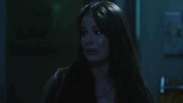 Charmed-Online-dot-net_PrettyLittleLiars1x09ThePerfectStorm1737.jpg