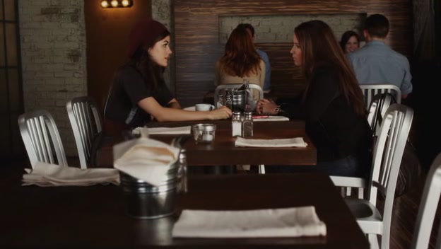 Charmed-Online-dot-net_PrettyLittleLiars1x10KeepYourFriendsClose1368.jpg
