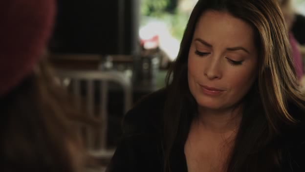 Charmed-Online-dot-net_PrettyLittleLiars1x10KeepYourFriendsClose1386.jpg