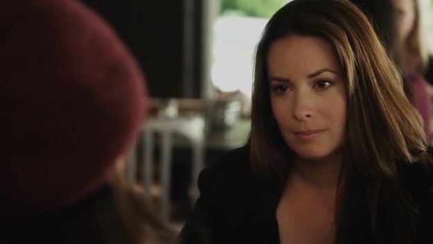 Charmed-Online-dot-net_PrettyLittleLiars1x10KeepYourFriendsClose1408.jpg