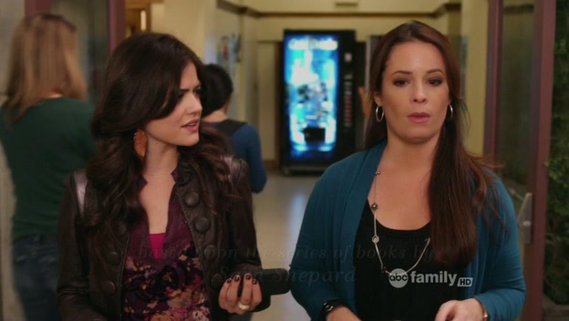 Charmed-Online-dot-net_PrettyLittleLiars1x16JeSuisUneAmie0458.jpg