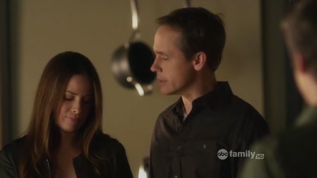 Charmed-Online-dot-net_PrettyLittleLiars1x20SomeonetoWatchOverMe0219.jpg