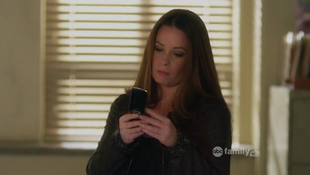 Charmed-Online-dot-net_PrettyLittleLiars1x20SomeonetoWatchOverMe0474.jpg