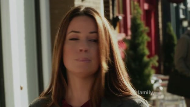 Charmed-Online-dot-net_PrettyLittleLiars1x20SomeonetoWatchOverMe0910.jpg