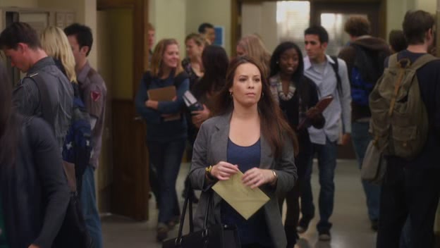Charmed-Online-dot-net_PrettyLittleLiars1x21MonstersInTheEnd0026.jpg