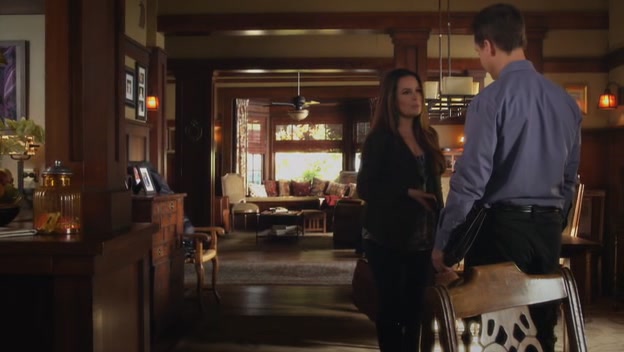 Charmed-Online-dot-net_PrettyLittleLiars1x22ForWhomtheBellTolls0185.jpg