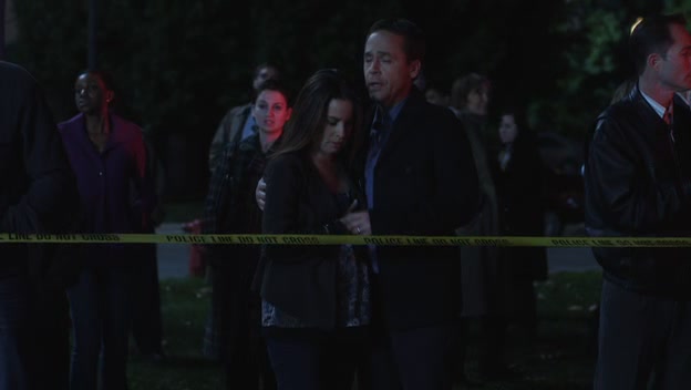 Charmed-Online-dot-net_PrettyLittleLiars1x22ForWhomtheBellTolls2386.jpg