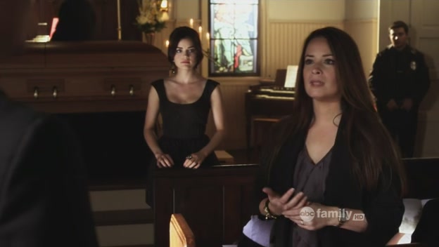 Charmed-Online-dot-net_PrettyLittleLiars-205TheDevilYouKnow1368.jpg