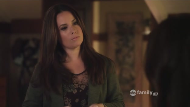 Charmed-Online-dot-net_PrettyLittleLiars-206NeverLettingGo0286.jpg