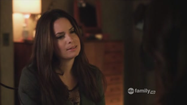 Charmed-Online-dot-net_PrettyLittleLiars-206NeverLettingGo0299.jpg