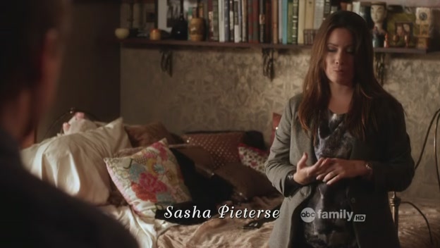 Charmed-Online-dot-net_PrettyLittleLiars-207SurfaceTension0095.jpg