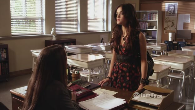 Charmed-Online-dot-net_PrettyLittleLiars-207SurfaceTension0294.jpg