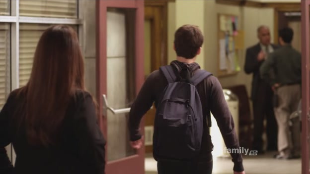 Charmed-Online-dot-net_PrettyLittleLiars-208SaveTheDate0644.jpg