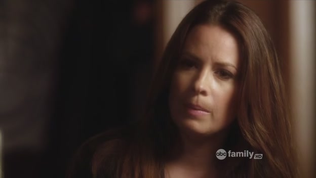 Charmed-Online-dot-net_PrettyLittleLiars-208SaveTheDate1540.jpg