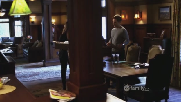 Charmed-Online-dot-net_PrettyLittleLiars-209PictureThis1758.jpg