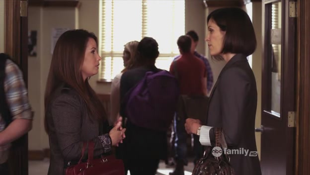 Charmed-Online_dot_net-PrettyLittleLiars-210TouchedByAnANgel0429.jpg