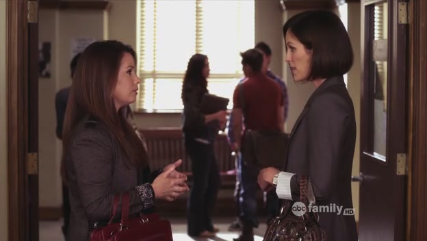 Charmed-Online_dot_net-PrettyLittleLiars-210TouchedByAnANgel0431.jpg