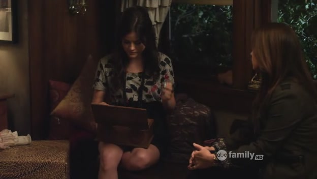 Charmed-Online_dot_net-PrettyLittleLiars-210TouchedByAnANgel2078.jpg
