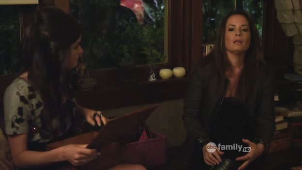 Charmed-Online_dot_net-PrettyLittleLiars-210TouchedByAnANgel2082.jpg