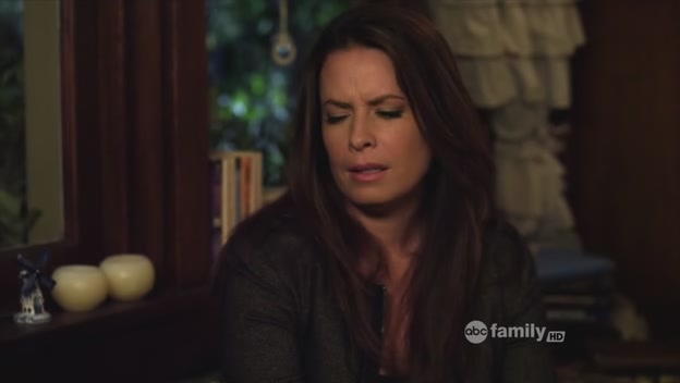 Charmed-Online_dot_net-PrettyLittleLiars-210TouchedByAnANgel2092.jpg