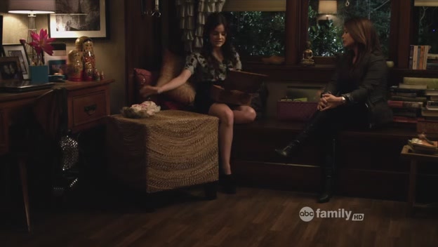 Charmed-Online_dot_net-PrettyLittleLiars-210TouchedByAnANgel2106.jpg