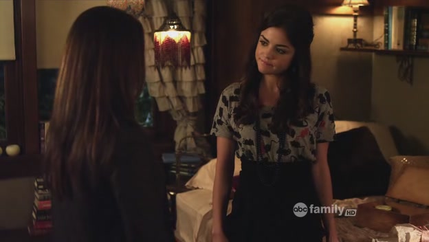 Charmed-Online_dot_net-PrettyLittleLiars-210TouchedByAnANgel2125.jpg