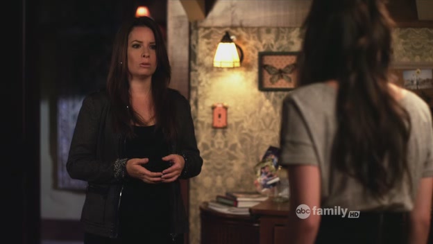 Charmed-Online_dot_net-PrettyLittleLiars-210TouchedByAnANgel2221.jpg