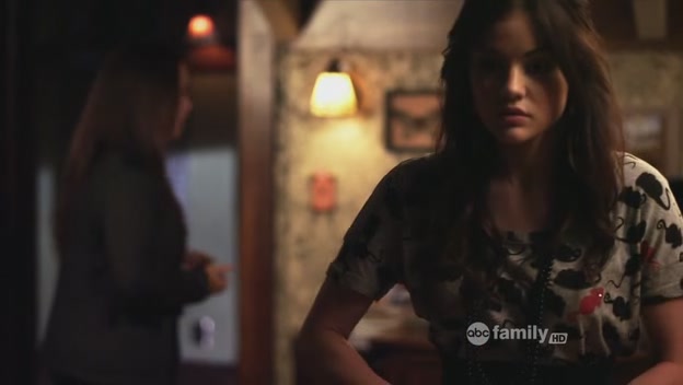 Charmed-Online_dot_net-PrettyLittleLiars-210TouchedByAnANgel2225.jpg