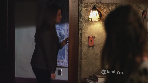 Charmed-Online_dot_net-PrettyLittleLiars-210TouchedByAnANgel2239.jpg