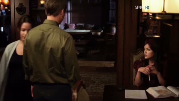 Charmed-Online_dot_net-PrettyLittleLiars-211IMustConfess0113.jpg